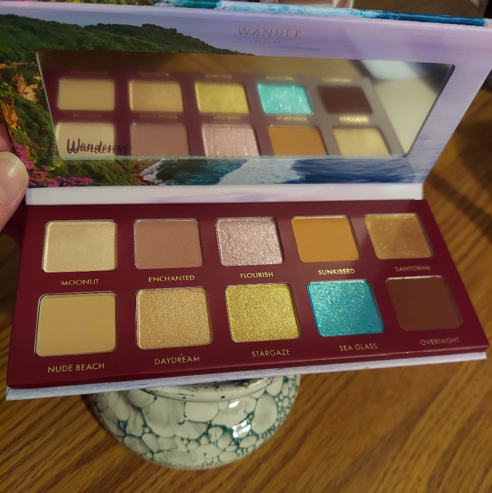 Wander Beauty Wanderess Escape Eye Shadow Palette